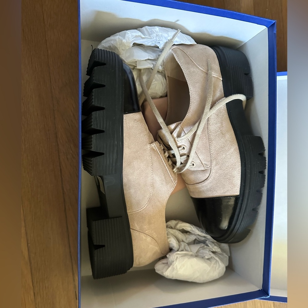 Stuart Weitzman Nolita lace-up two-tone oxfords